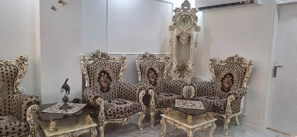 مبل 7نفره+ساعت ایستاده+میز غذاخوری ۴نفره|مبلمان خانگی و میز عسلی|چهاردانگه (تهران), |دیوار