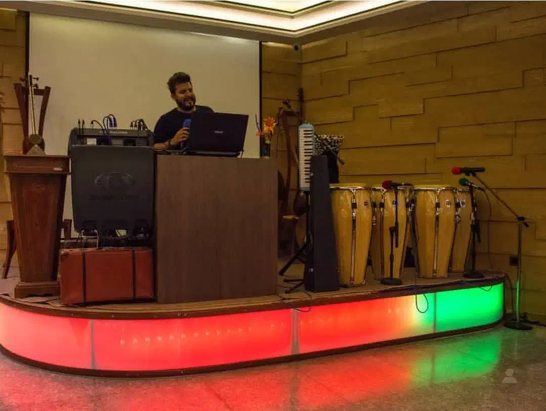 سوپرایز تولد|خدمات پذیرایی، مراسم|پرند, فاز ۲|دیوار