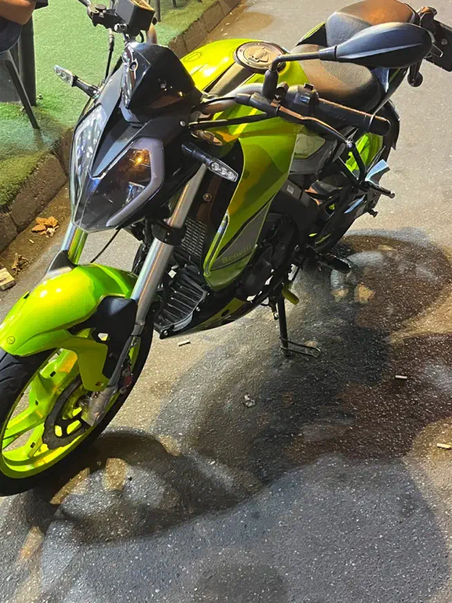 بنلی۱۸۰s|موتورسیکلت|رشت, آب و برق|دیوار