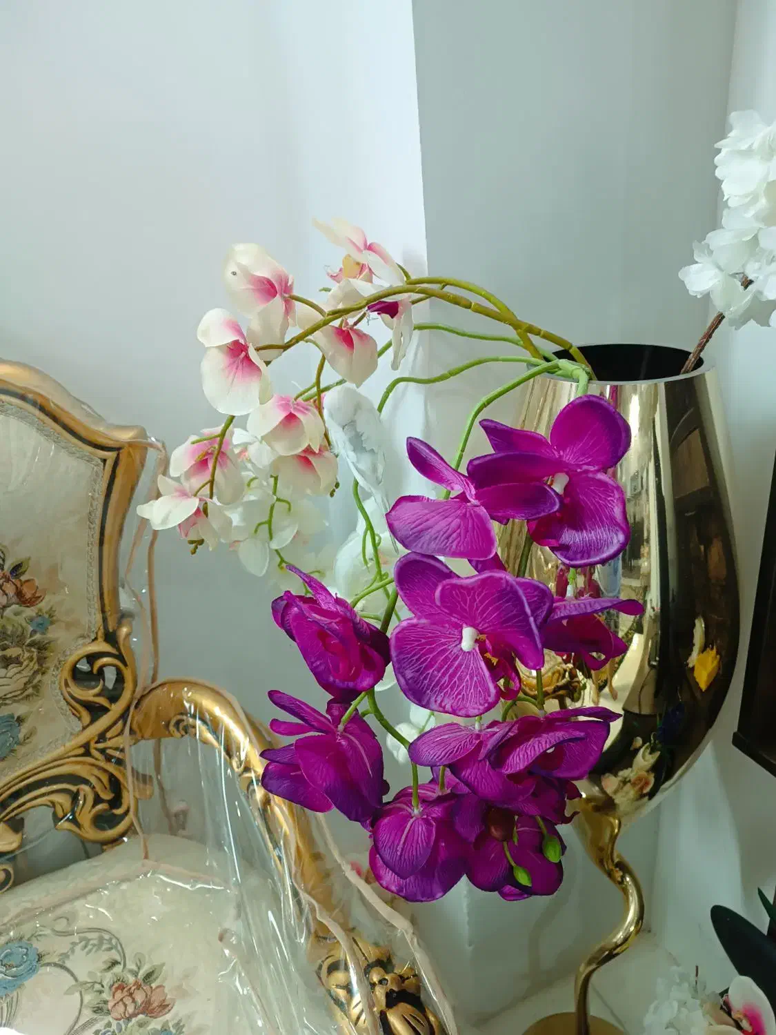 ۲ عددگلدان کرومی و ۱۱ شاخه گل ارکیده|گل مصنوعی|خرمآباد, |دیوار