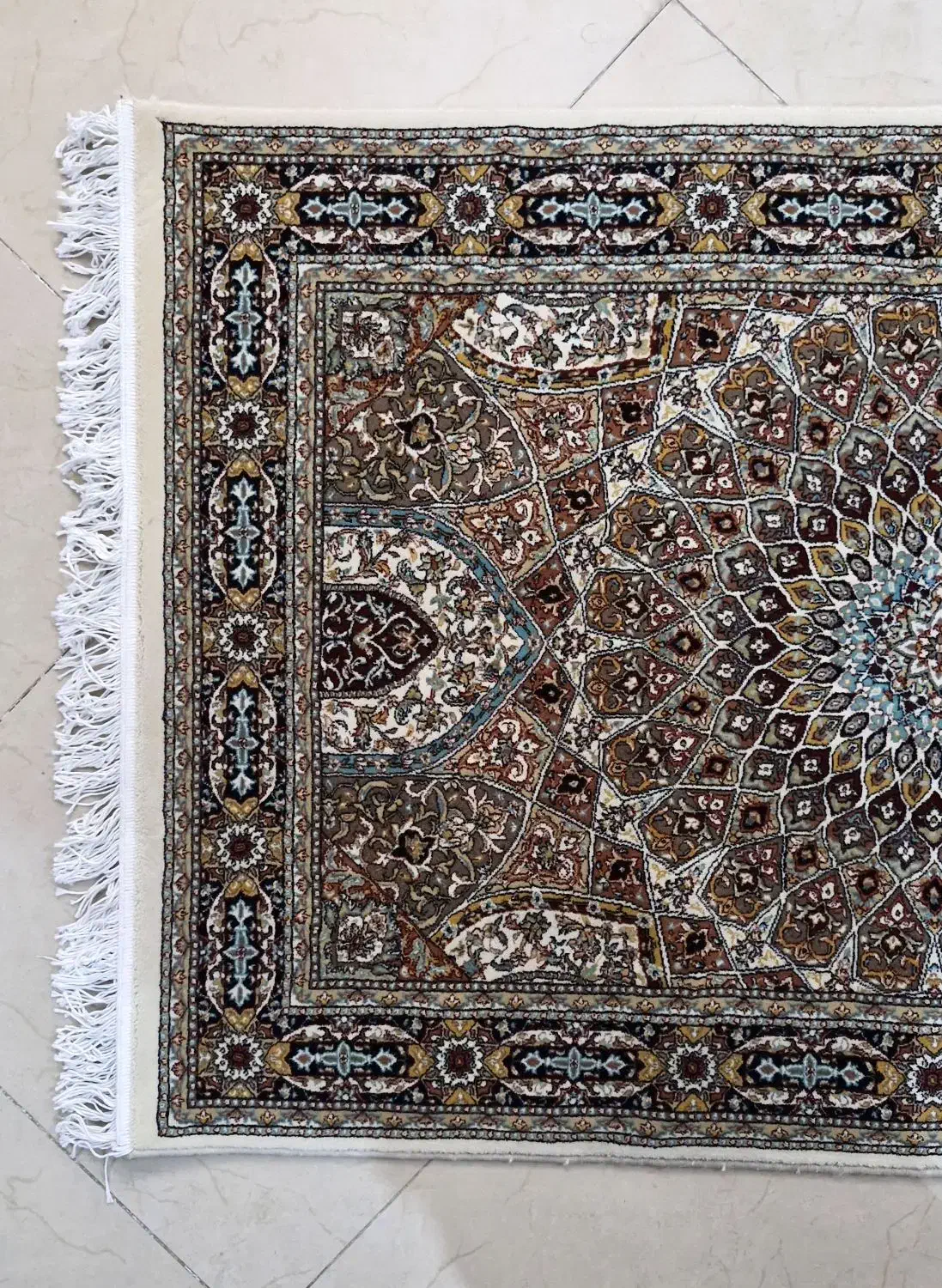 فرش ماشینی ۹ متری ، ۴ متری ، ۱.۵ متری|فرش|تهران, پرستار|دیوار