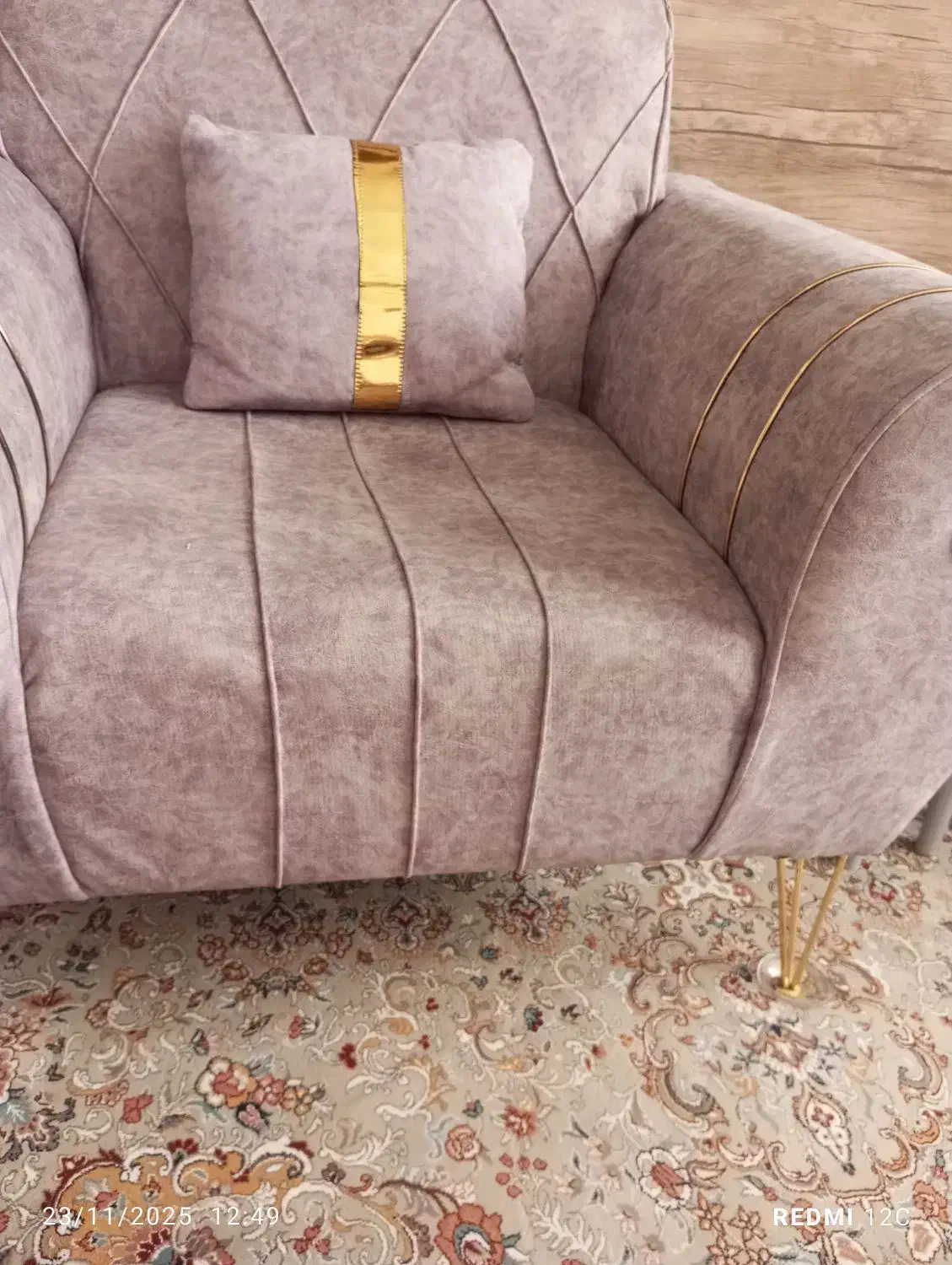 مبل راحتی طوسی|مبلمان خانگی و میز عسلی|ایوانکی, |دیوار