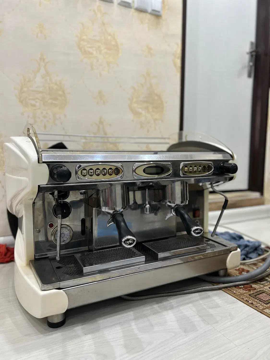 دستگاه اسپرسو دو گروپ|کافیشاپ و رستوران|رشت, معلم|دیوار