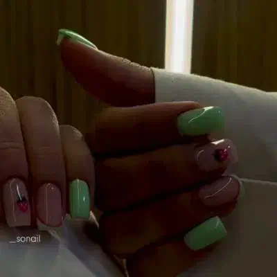 کاشت و ترمیم ناخن اف ویژه|خدمات آرایشگری و زیبایی|محمدشهر, محمدشهر|دیوار