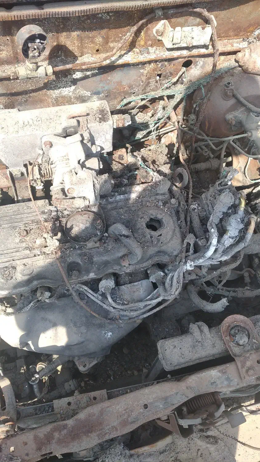 فروشی واسه اسقاط|خودرو سواری و وانت|منوجان, |دیوار