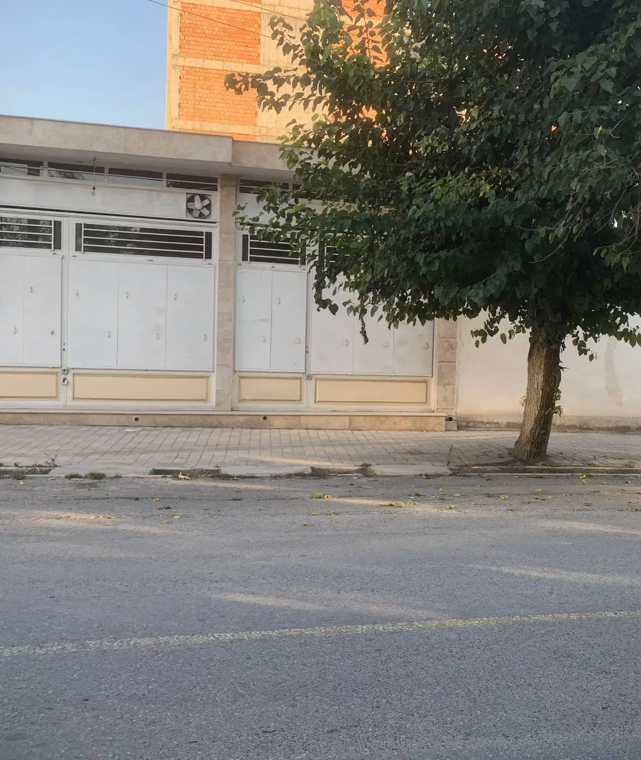 اجاره مغازه برای انبار خیابان طالقانی|اجارهٔ مغازه و غرفه|کلاله, |دیوار