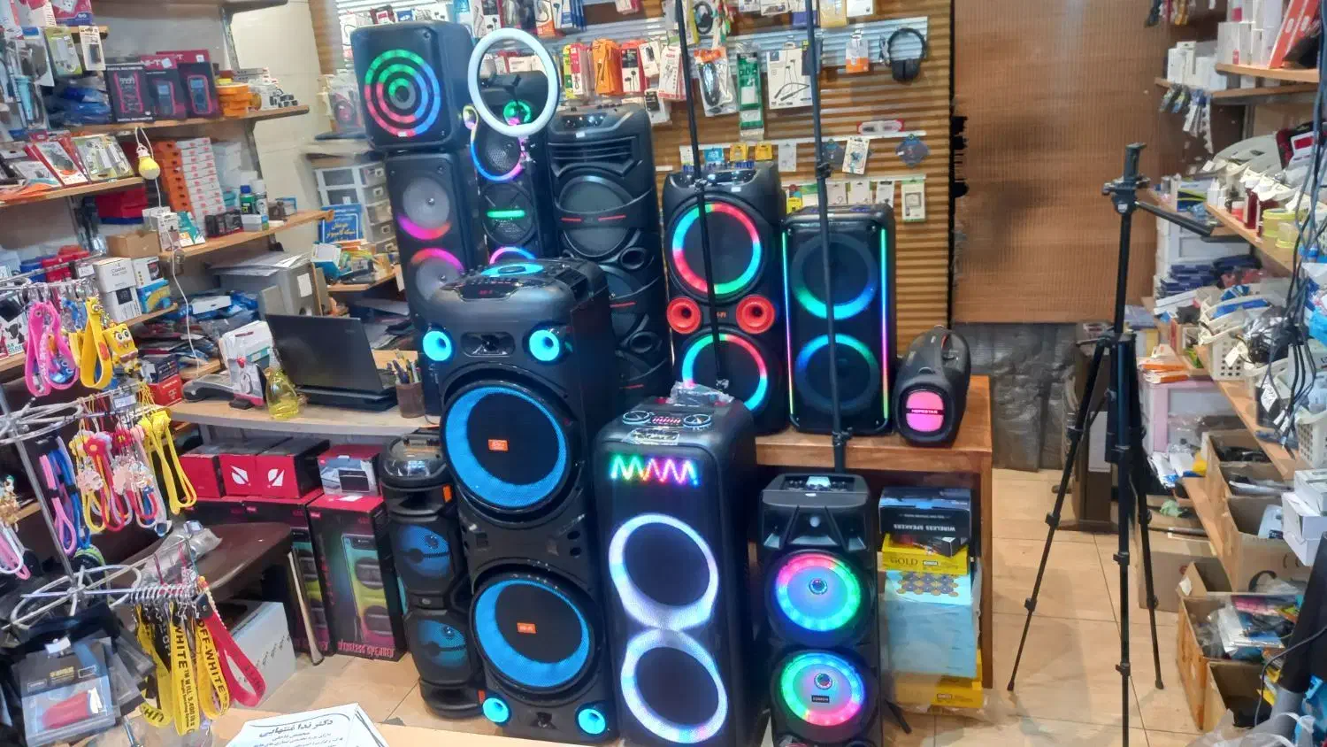 اسپیکر شارژی برقی بلوتوثی نقد اقساط|پخشکننده همراه|پیشوا, |دیوار