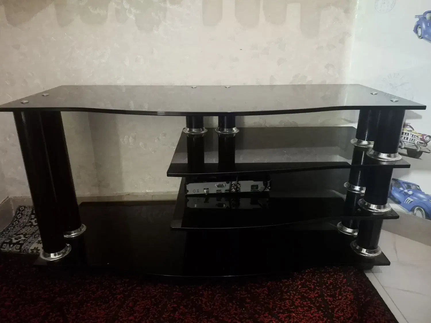 میزتلویزیون|میز تلویزیون|ری, علایین|دیوار