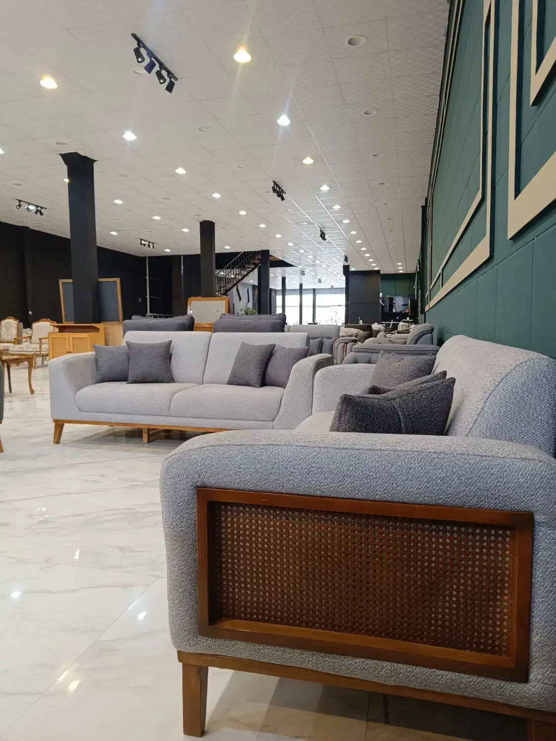 مدل مینیمال راحتی حصیری + طرح تعویض ازم دم قسط|مبلمان خانگی و میز عسلی|مشهد, گرجی علیا|دیوار