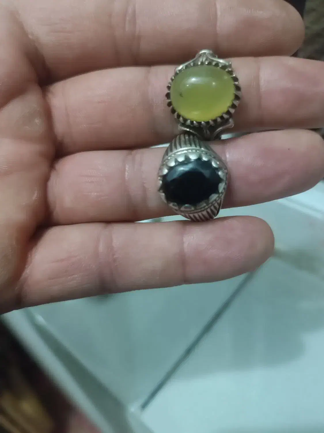 انگشترنقـره|کلکسیون اشیاء عتیقه|تبریز, |دیوار