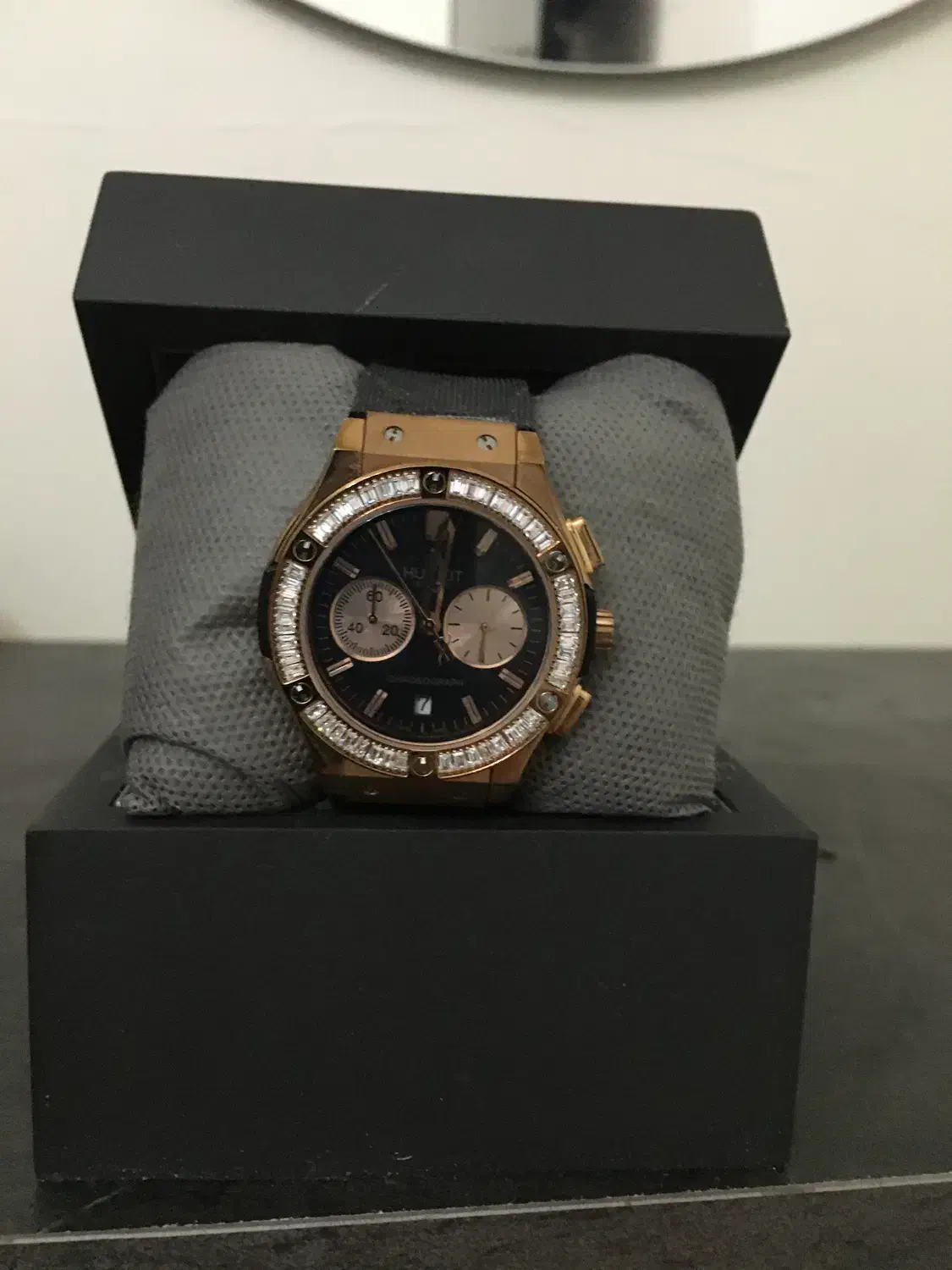 ساعت HUBLOT زنانه تمیز و سالم|ساعت|تهران, نیلوفر|دیوار