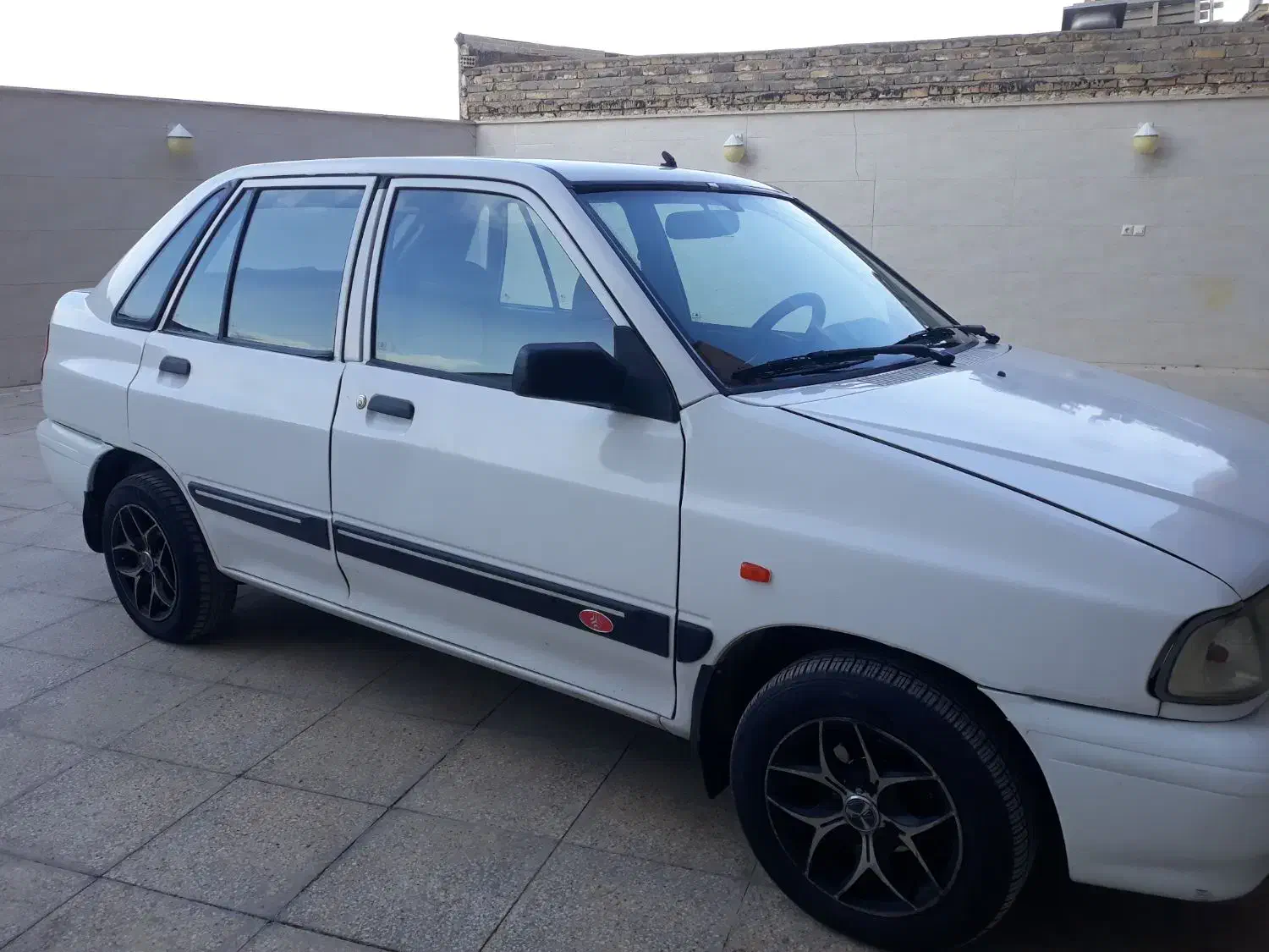 پراید۱۴۱سفیدمدل۸۵|خودرو سواری و وانت|اصفهان, شهرک صنعتی امیرکبیر (شاپور جدید)|دیوار