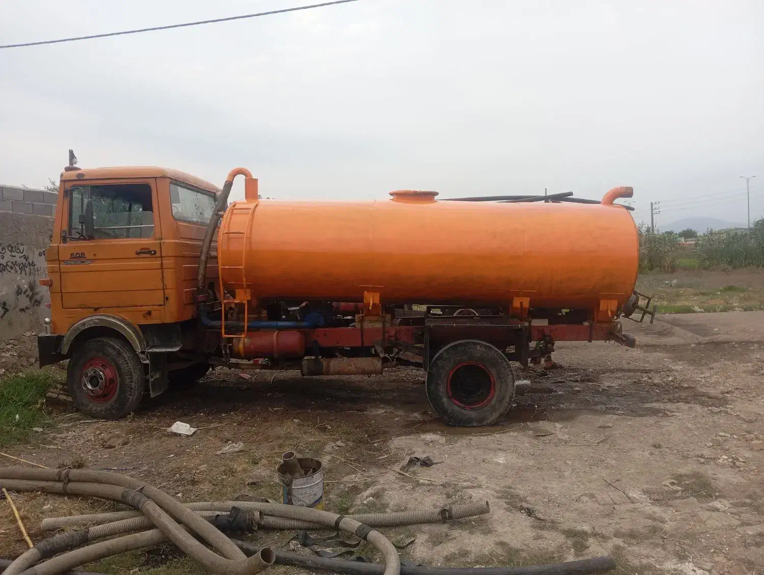 تخلیه چاه|خدمات پیشه و مهارت|آزادشهر, |دیوار