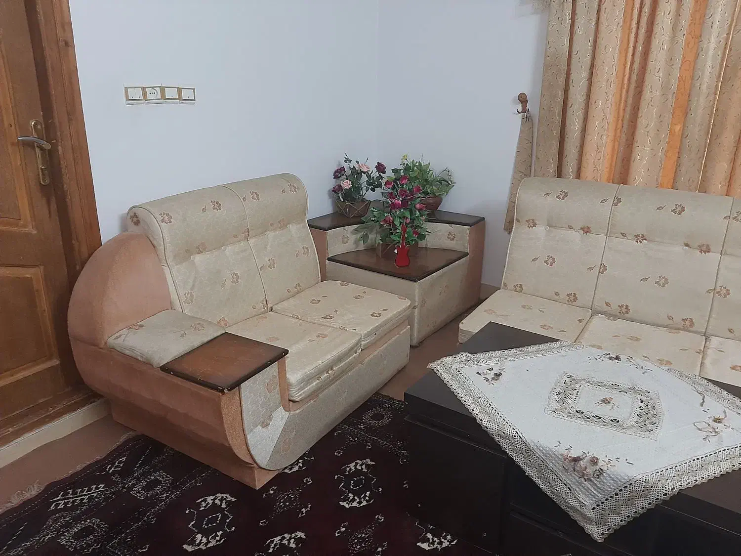 مبل راحتی ۷نفره و دو نفره|مبلمان خانگی و میز عسلی|بندر ترکمن, |دیوار