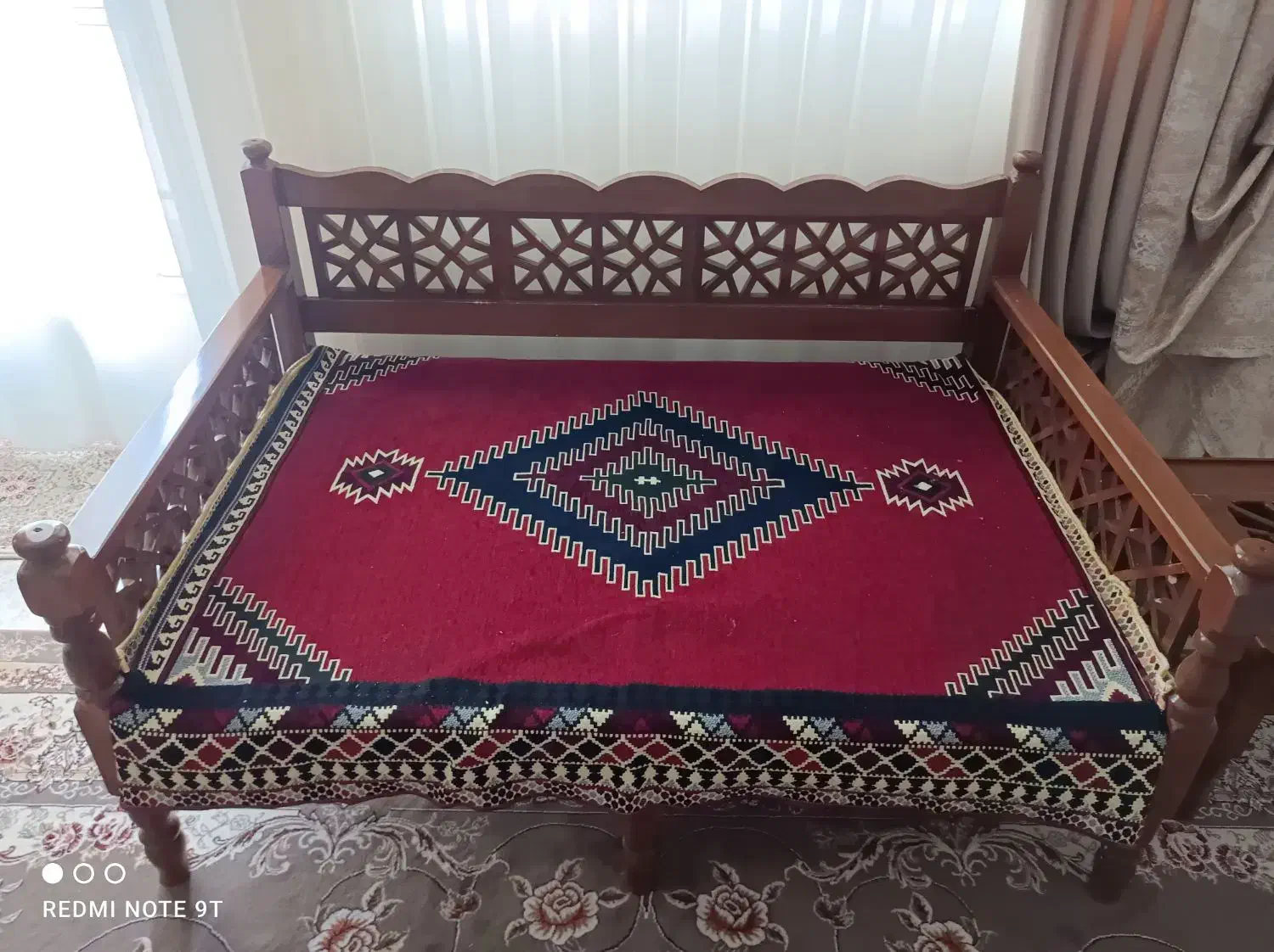 تخت سنتی ، تخت چوبی|صندلی و نیمکت|قزوین, |دیوار