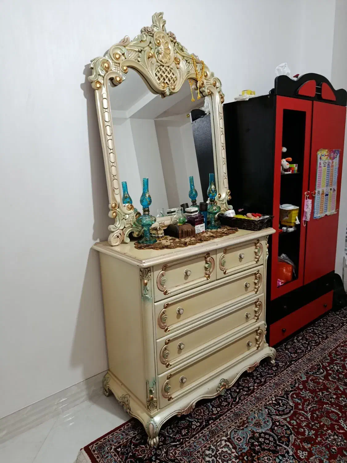 دراور و آینه|جاکفشی، کمد، دراور|پیشوا, |دیوار