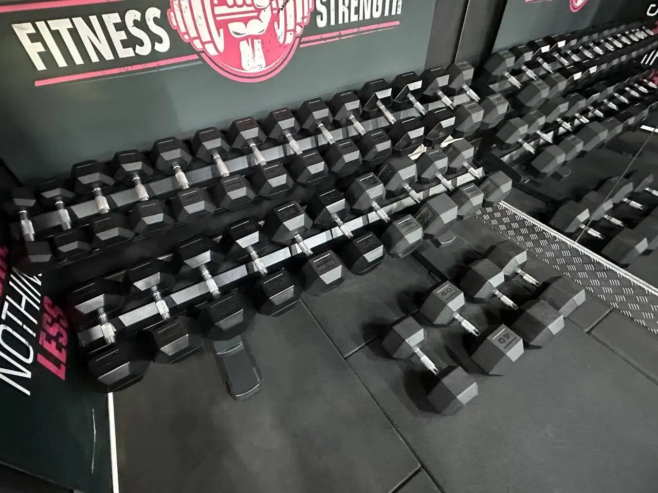 ست کامل دستگاه‌های باشگاهی نو با کارکرد کم|تجهیزات ورزشی|فردیس, فردیس|دیوار