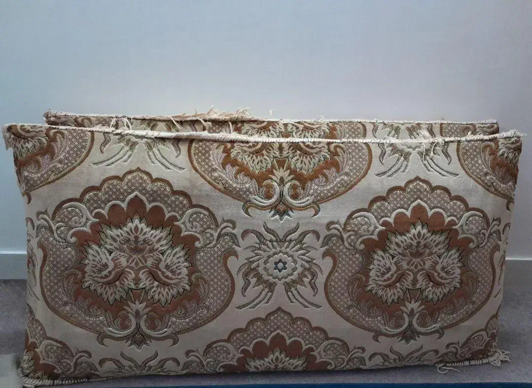 پشتی|پشتی|مرند, |دیوار