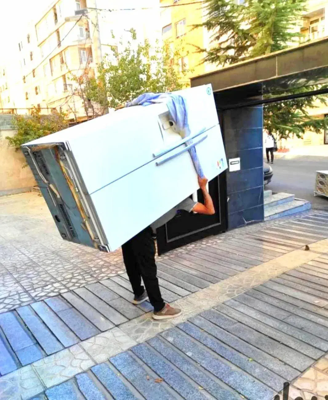 باربری کارگر تضمینی اسبابکشی وانت نیسان تخلیه بار|خدمات حمل و نقل|شیراز, عادل آباد|دیوار