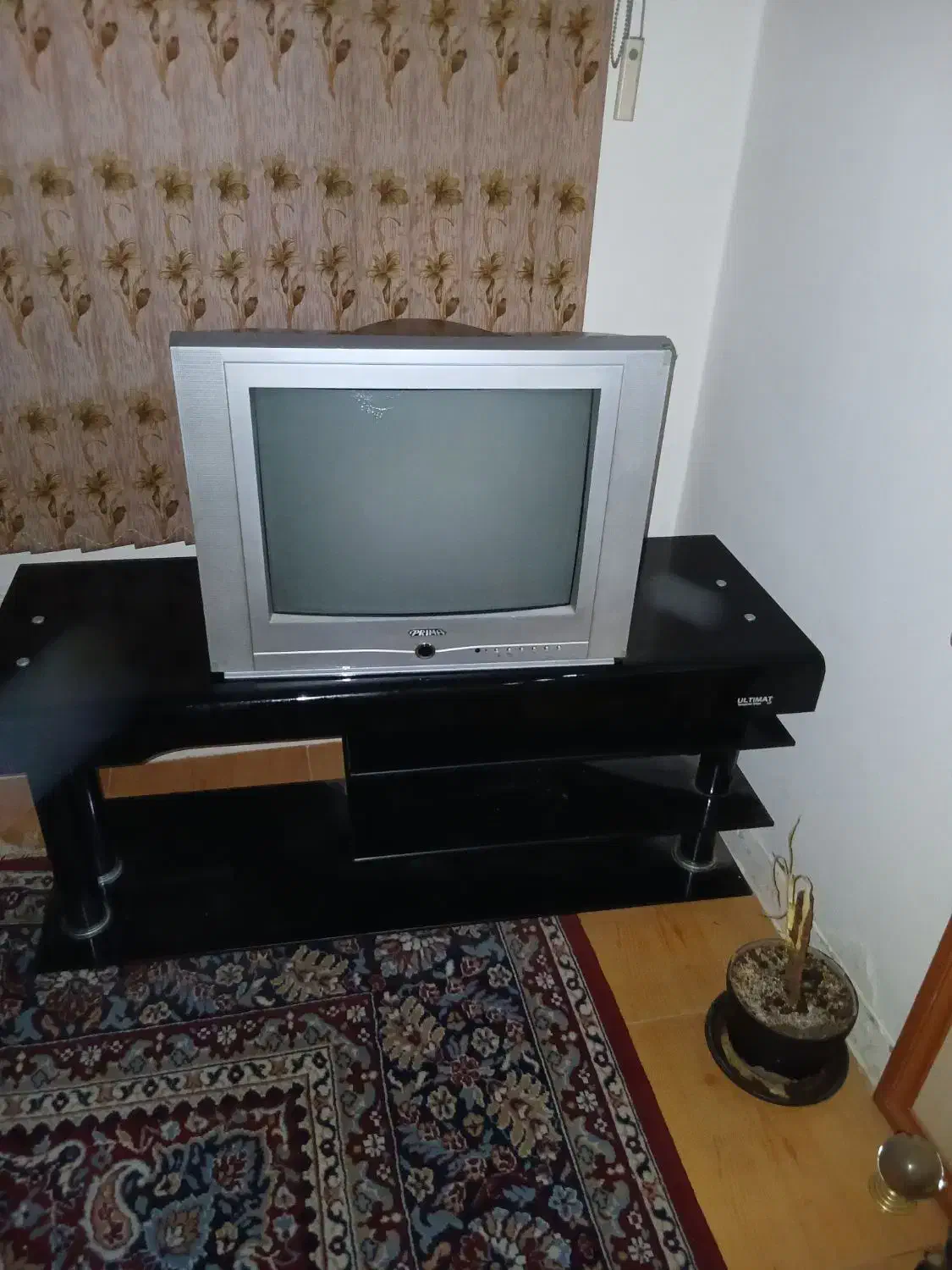 میزتلوزیون همراه با تلوزیون|میز تلویزیون|بندرعباس, |دیوار