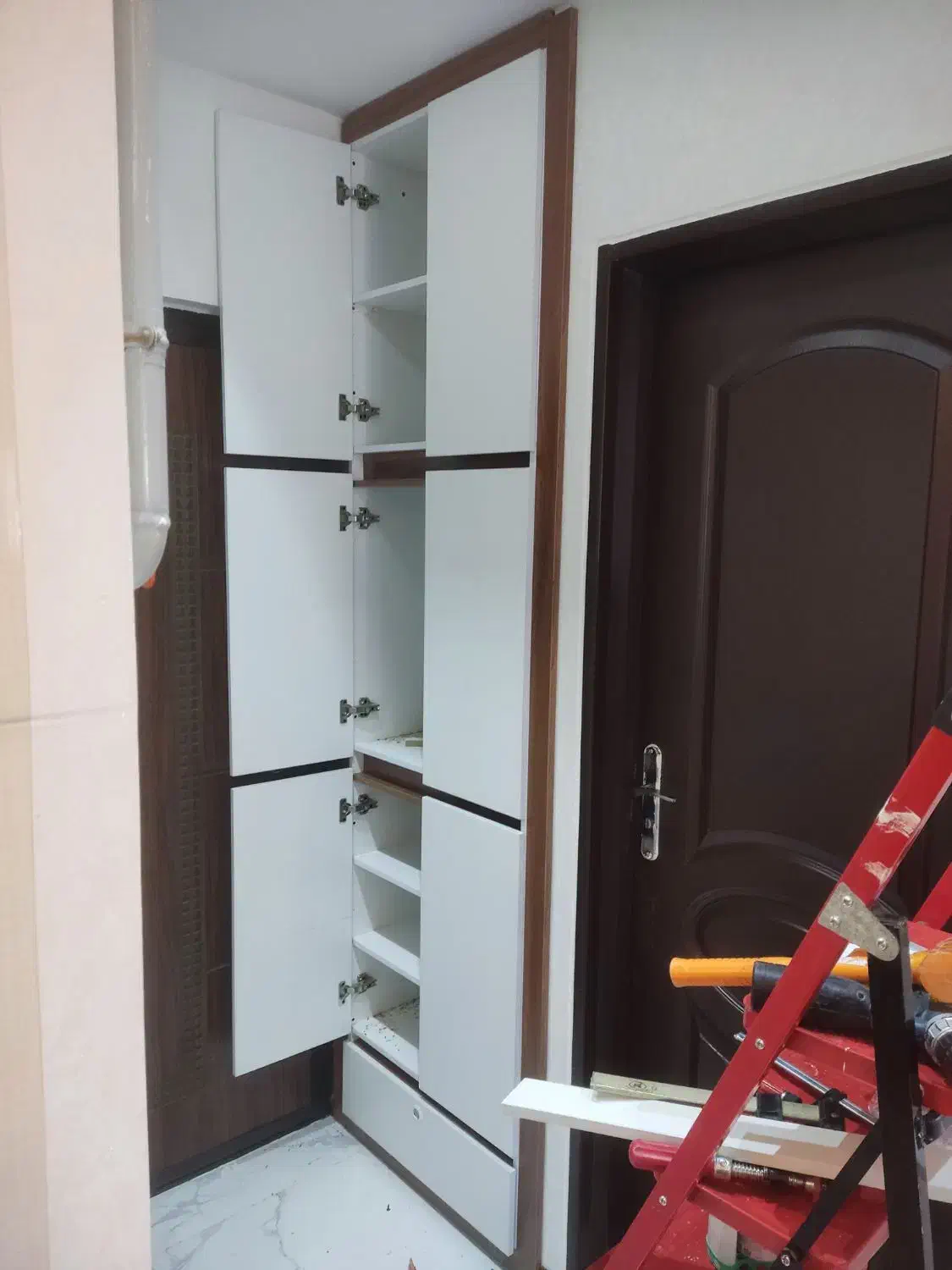 کابینت کمد دیواری (30 درصد نقد الباقی ۵ قسط )|خدمات پیشه و مهارت|زنجان, |دیوار