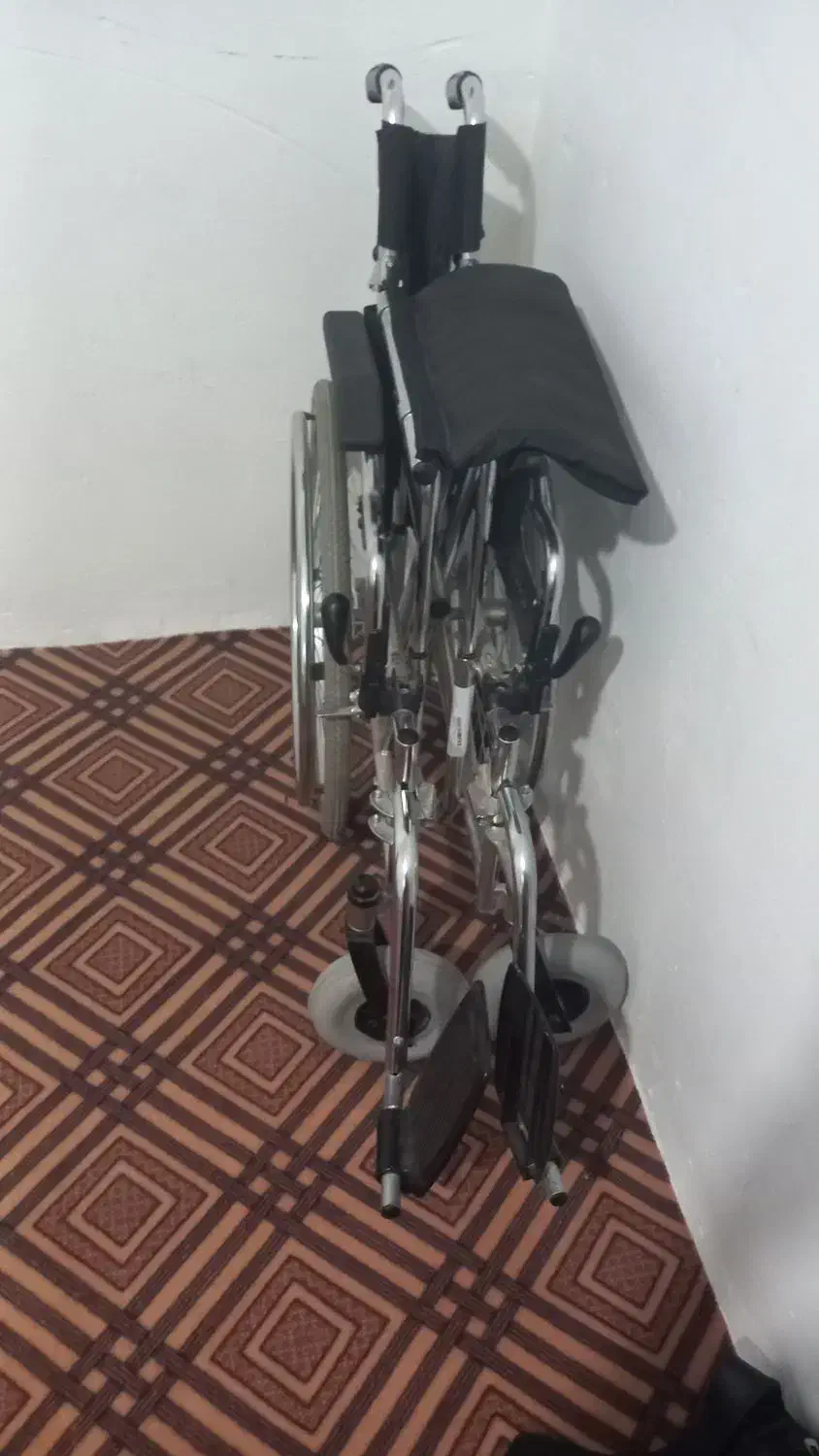 ویلچر تازه|آرایشی، بهداشتی، درمانی|سنندج, |دیوار