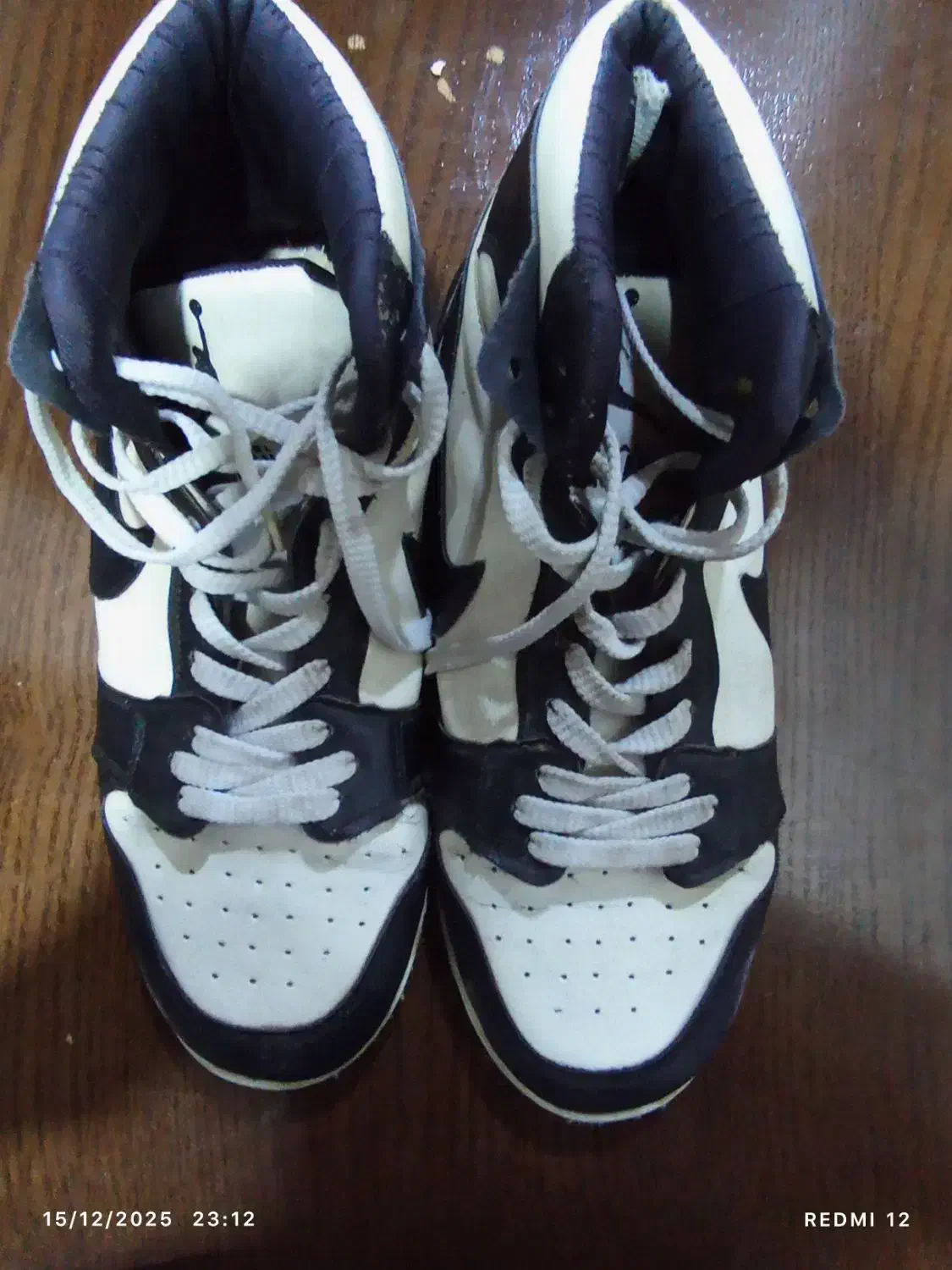 کتونی جردن سفید مشکی سایز ۴۰/۴۱|کیف، کفش، کمربند|رشت, آتشگاه|دیوار