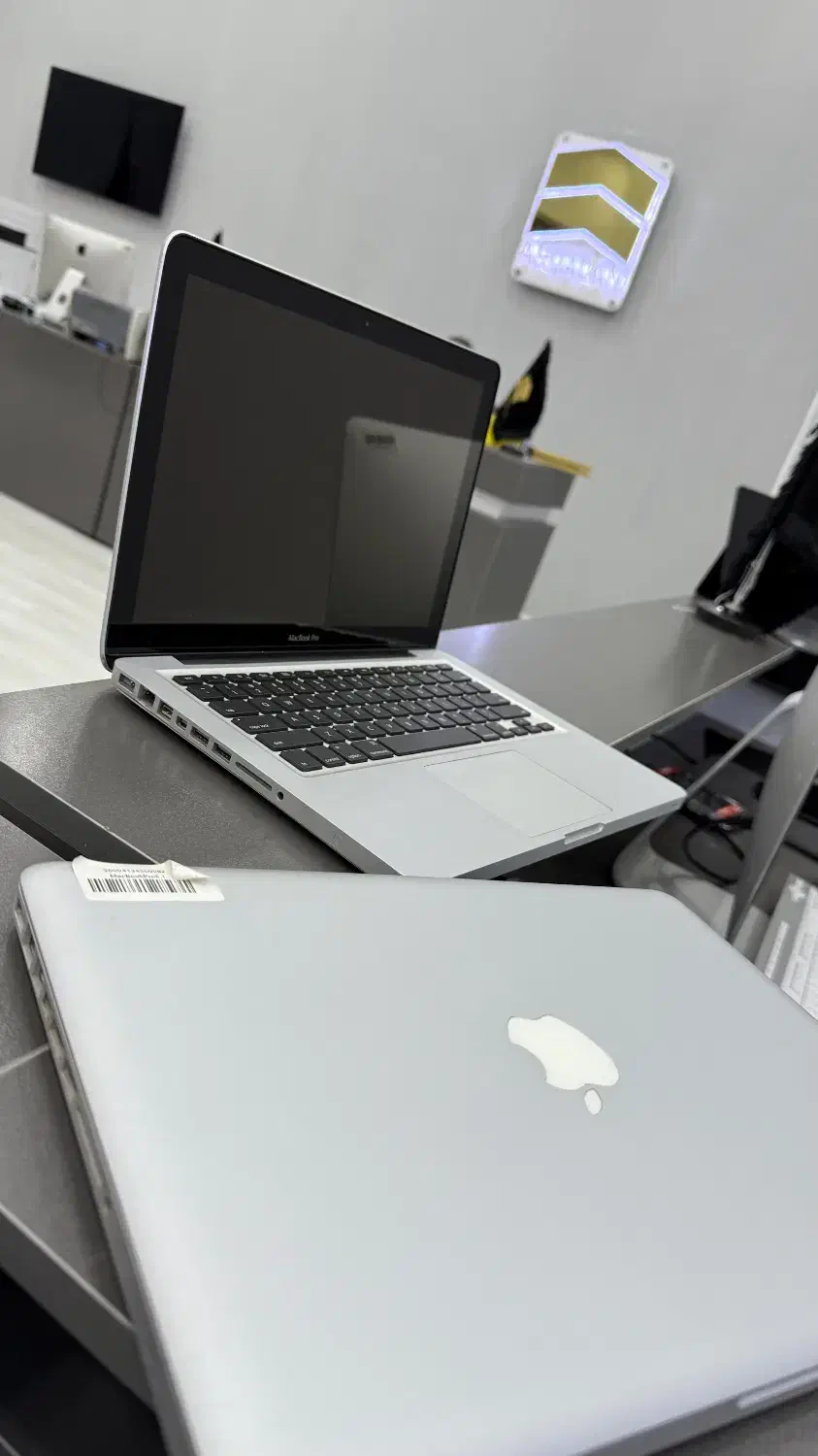 Macbook pro 2015 اپل بدون پیش پرداخت ۴ تا چک|رایانه همراه|تهران, گلستان (شهرک راه آهن)|دیوار