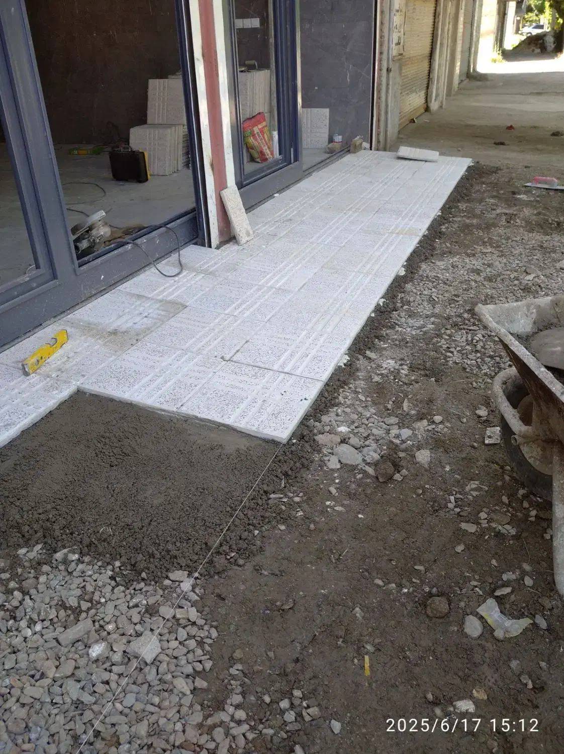 کاشیکاری کاشی کاری بنایی لوله کشی جوشکاری|خدمات پیشه و مهارت|اسدآباد, |دیوار