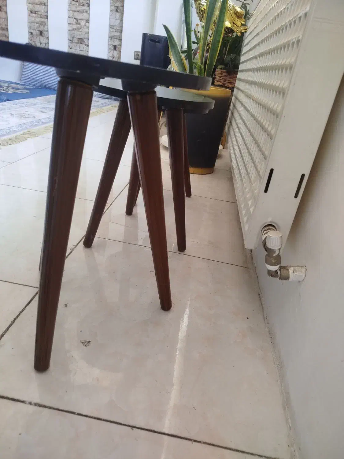 سه عدد گلمیز در خد نو|مبلمان خانگی و میز عسلی|شیراز, فرهنگ شهر|دیوار