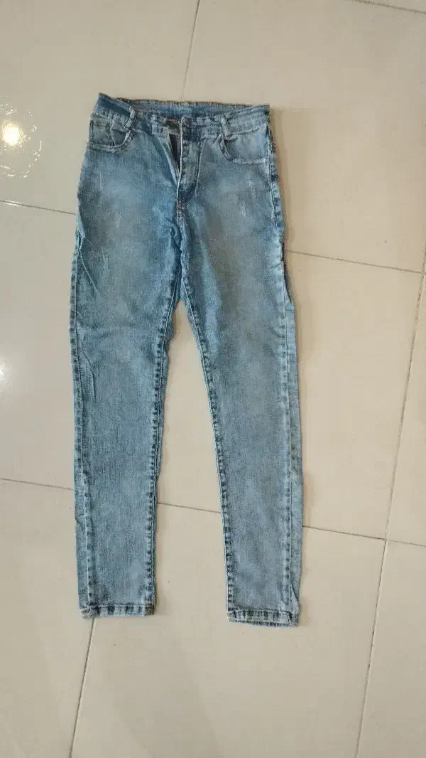 دورس و شلوار جین آبی|کفش و لباس بچه|لاهیجان, پردسر|دیوار