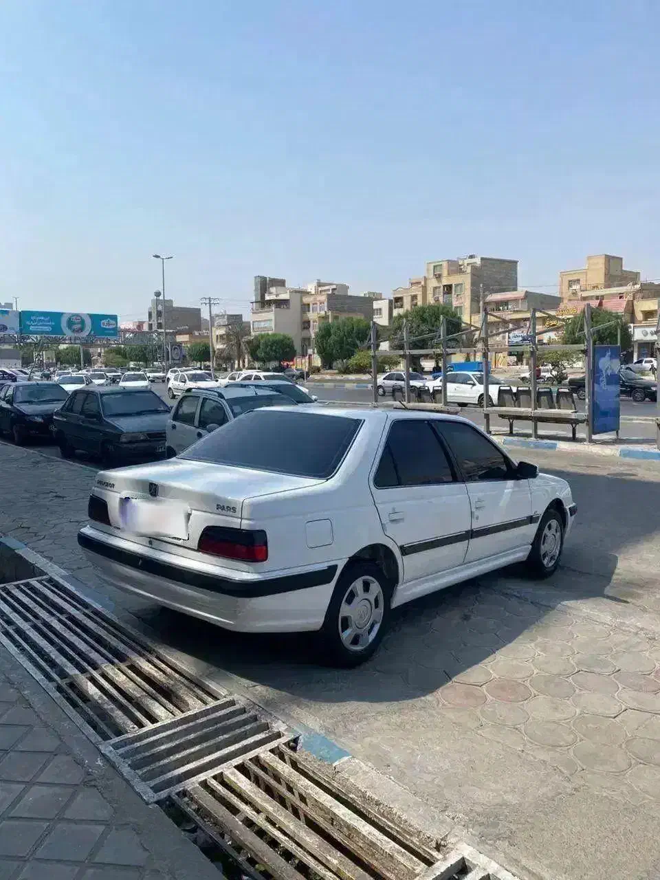 پژو پارس ۴۰۲|خودرو سواری و وانت|بندرعباس, |دیوار