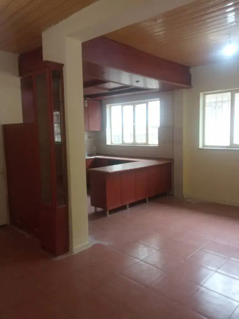 اجاره خانه ویلایی۲۰۰متری در سبزمیدان|اجارهٔ خانه و ویلا|رشت, پیرسرا|دیوار