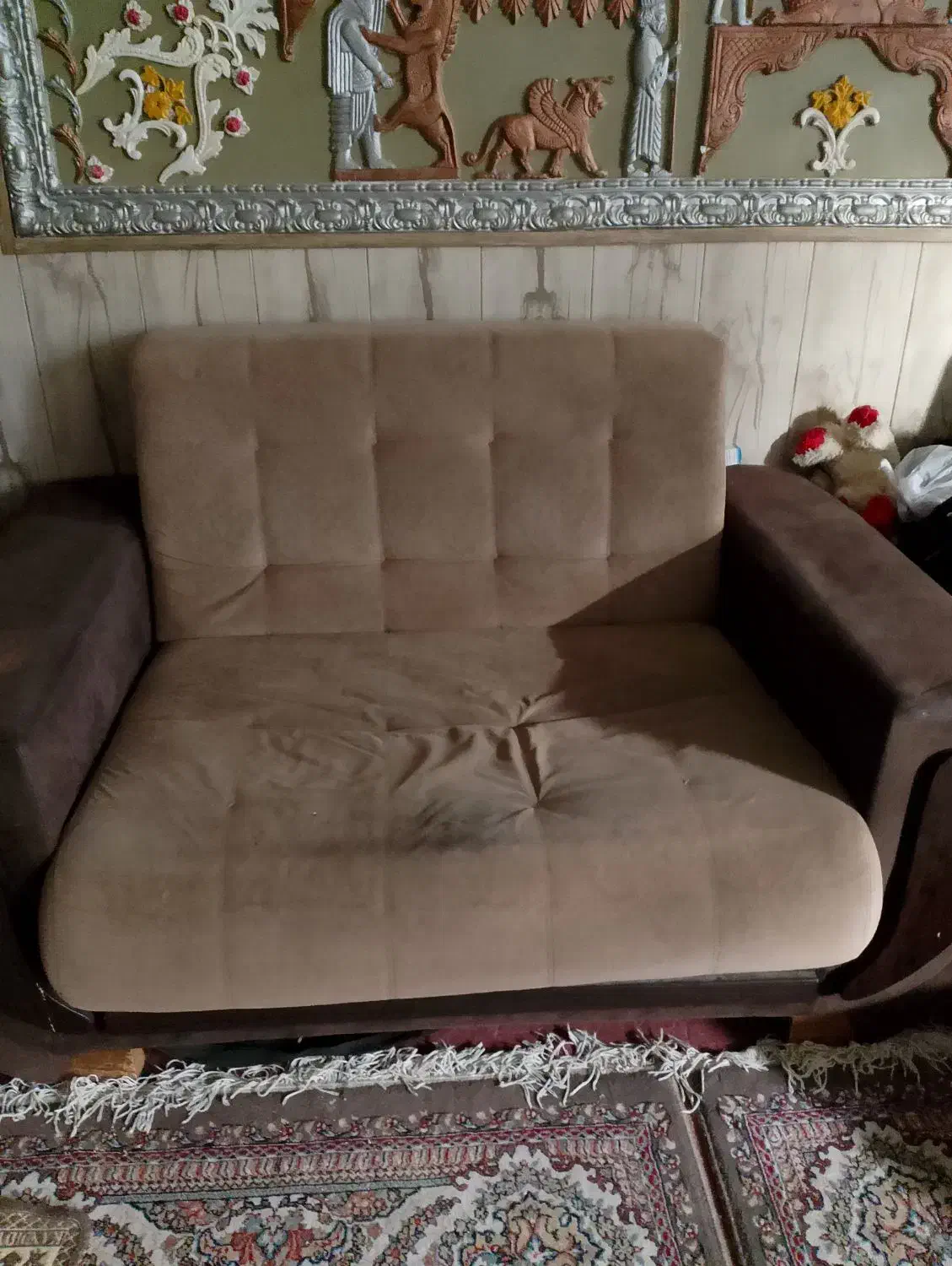 خوب|مبلمان خانگی و میز عسلی|شیراز, گل سرخ|دیوار