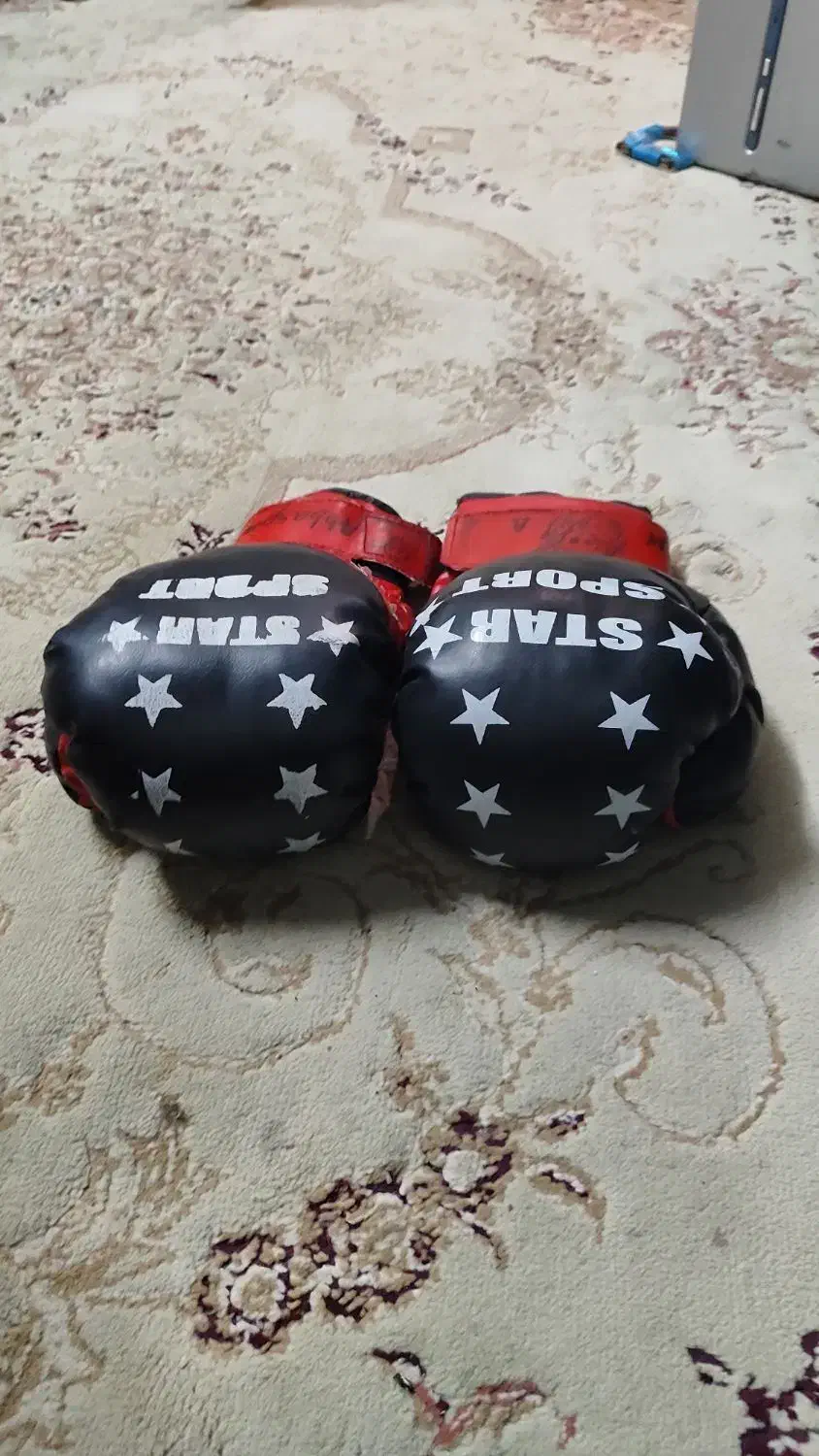 دستکش بوکس و کاپ|تجهیزات ورزشی|مشهد, وحید|دیوار