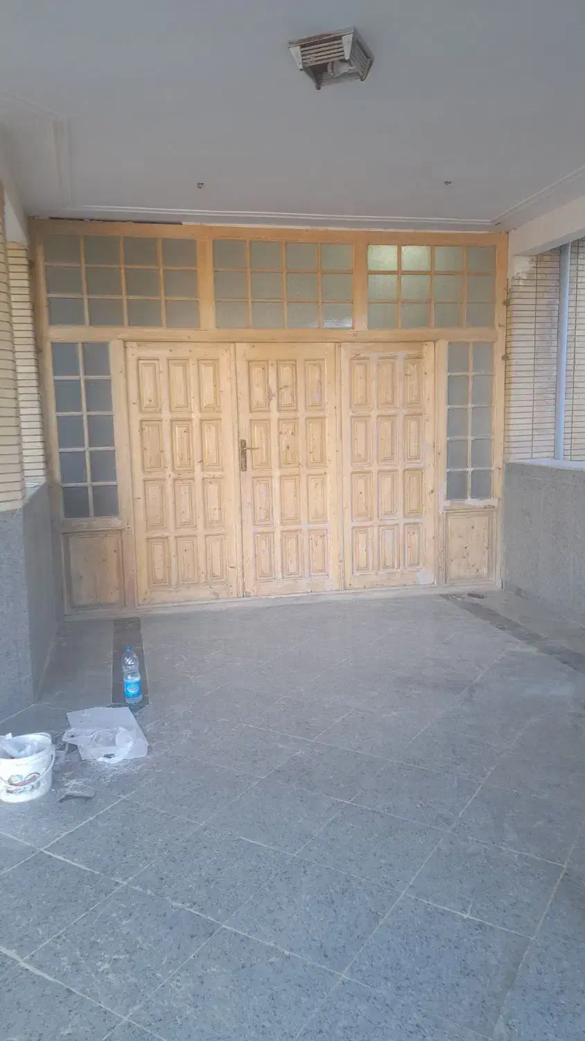 رنگکار چوب ومصنوعات چوبی|خدمات پیشه و مهارت|زابل, |دیوار