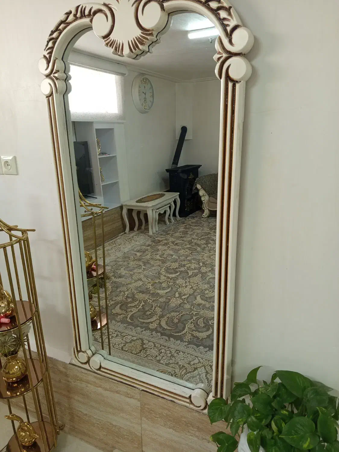 آینه قدی|آینه|تربت‌حیدریه, سرمحله|دیوار