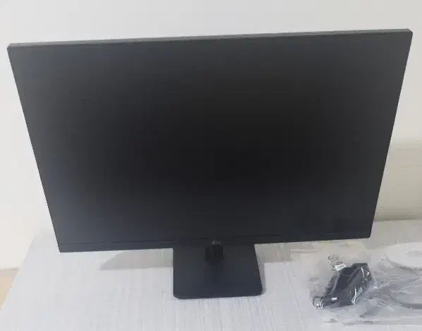 مانیتور LG|قطعات و لوازم جانبی رایانه|اندیشه, اندیشه فاز ۱|دیوار