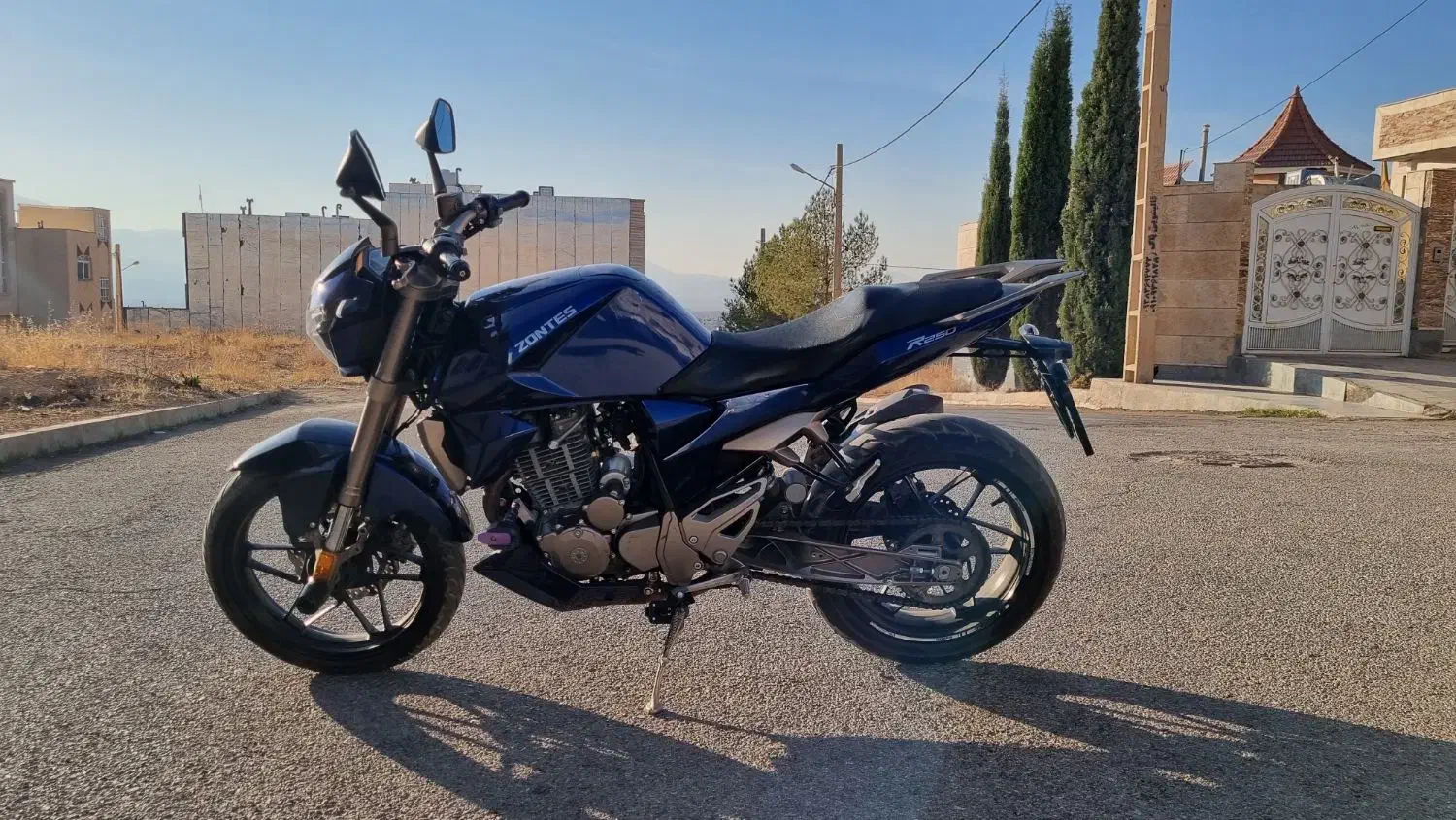 زونتس 250R|موتورسیکلت|صدرا-فارس, فاز ۱|دیوار