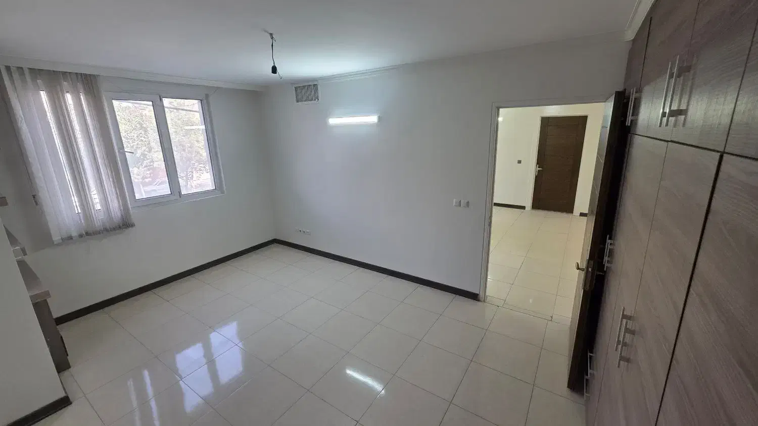 واحد آپارتمان سه خوابه ۲۵۰ متری|اجارهٔ آپارتمان|اصفهان, خانه اصفهان|دیوار