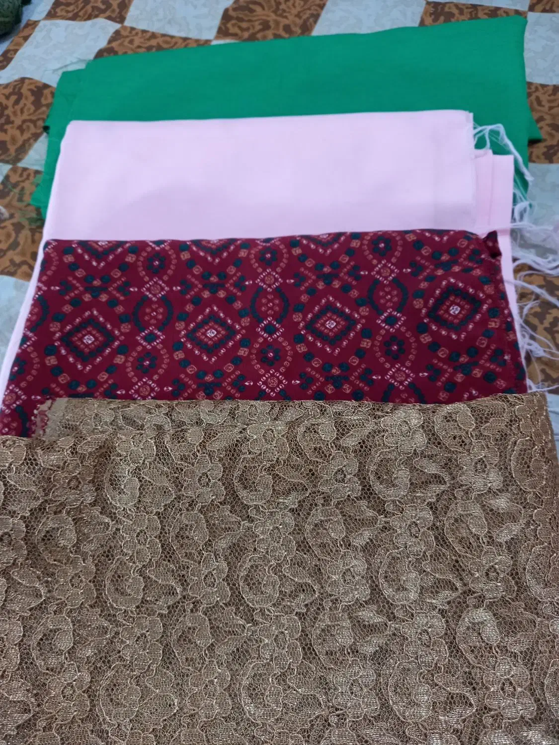 پارچه|لوازم خیاطی و بافتنی|ملایر, |دیوار