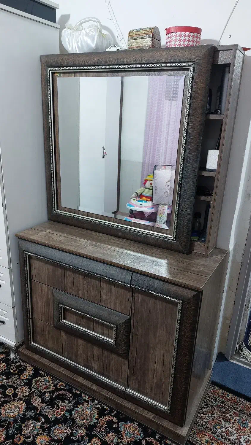 آینه دراور|جاکفشی، کمد، دراور|مشهد, بهمن|دیوار