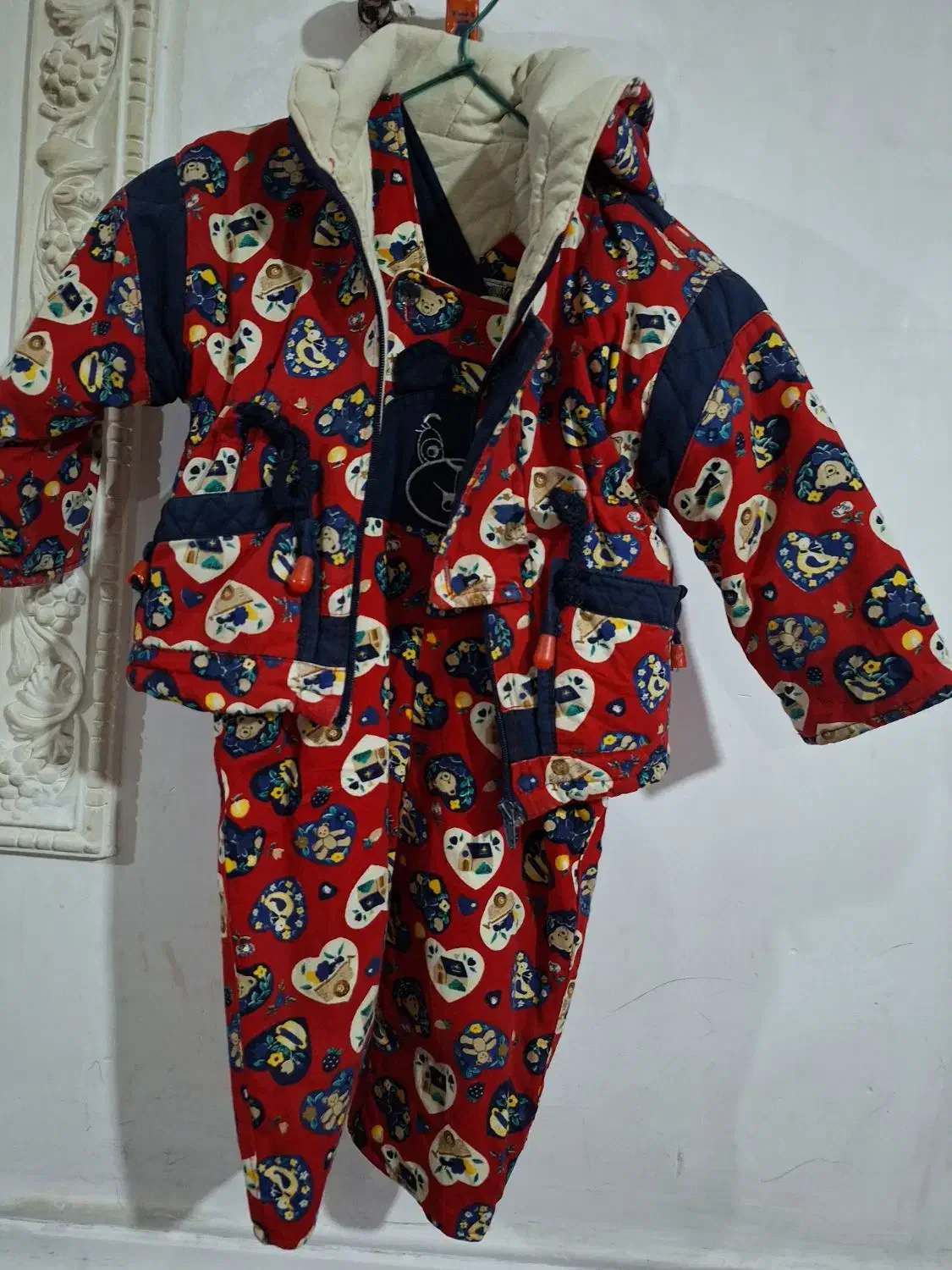 تعدادی لباس بچگانه با قیمت عالی|کفش و لباس بچه|شیراز, جوادیه|دیوار