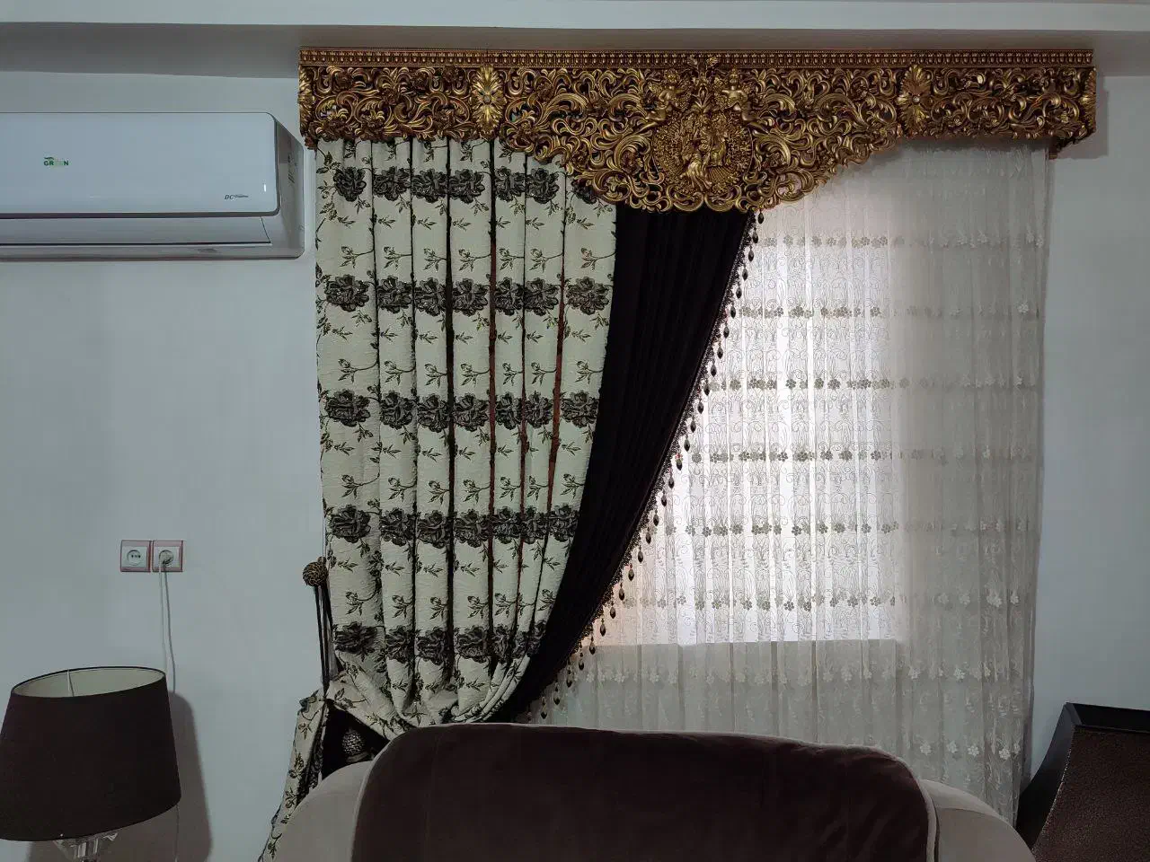 پرده سلطنتی با کتیبه طلایی|پرده، رانر، رومیزی|ماسال, |دیوار