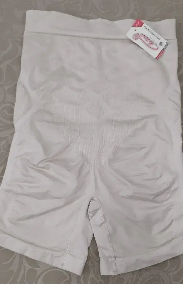 حراج فوری گن زنانه تخت کننده شکم و پهلو ام آی|لباس|بروجن, |دیوار