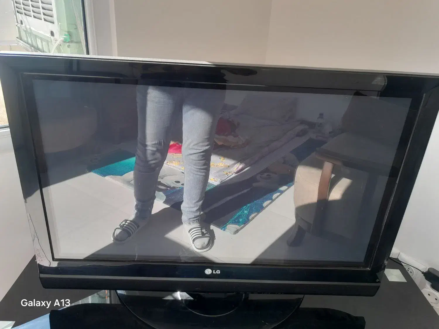 تلویزیون و میز وباند و ساب|تلویزیون و پروژکتور|گرمدره, |دیوار