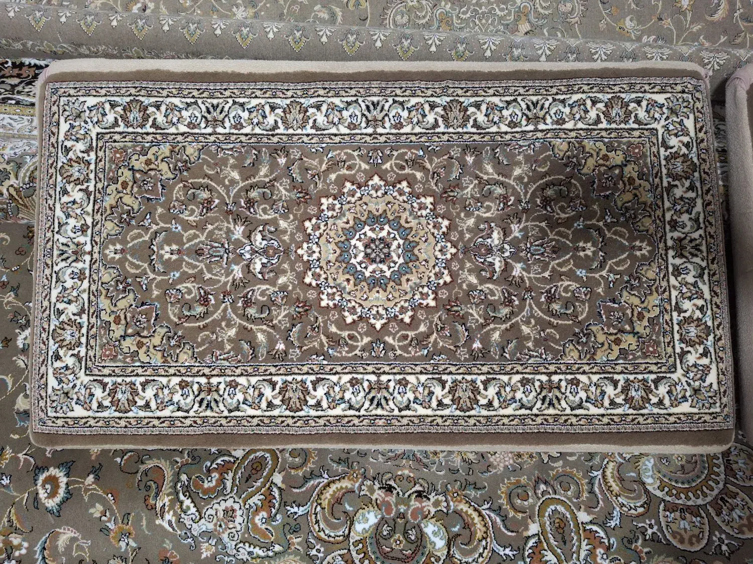 یک جفت پشتی|پشتی|کرج, خرمدشت|دیوار