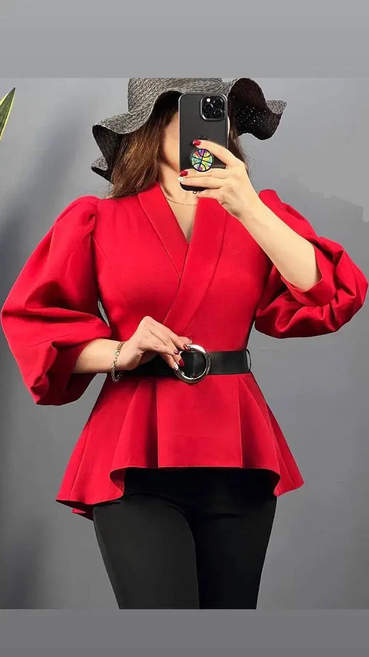 پیراهن مجلسی|لباس|قم, قلعه یزدیها|دیوار