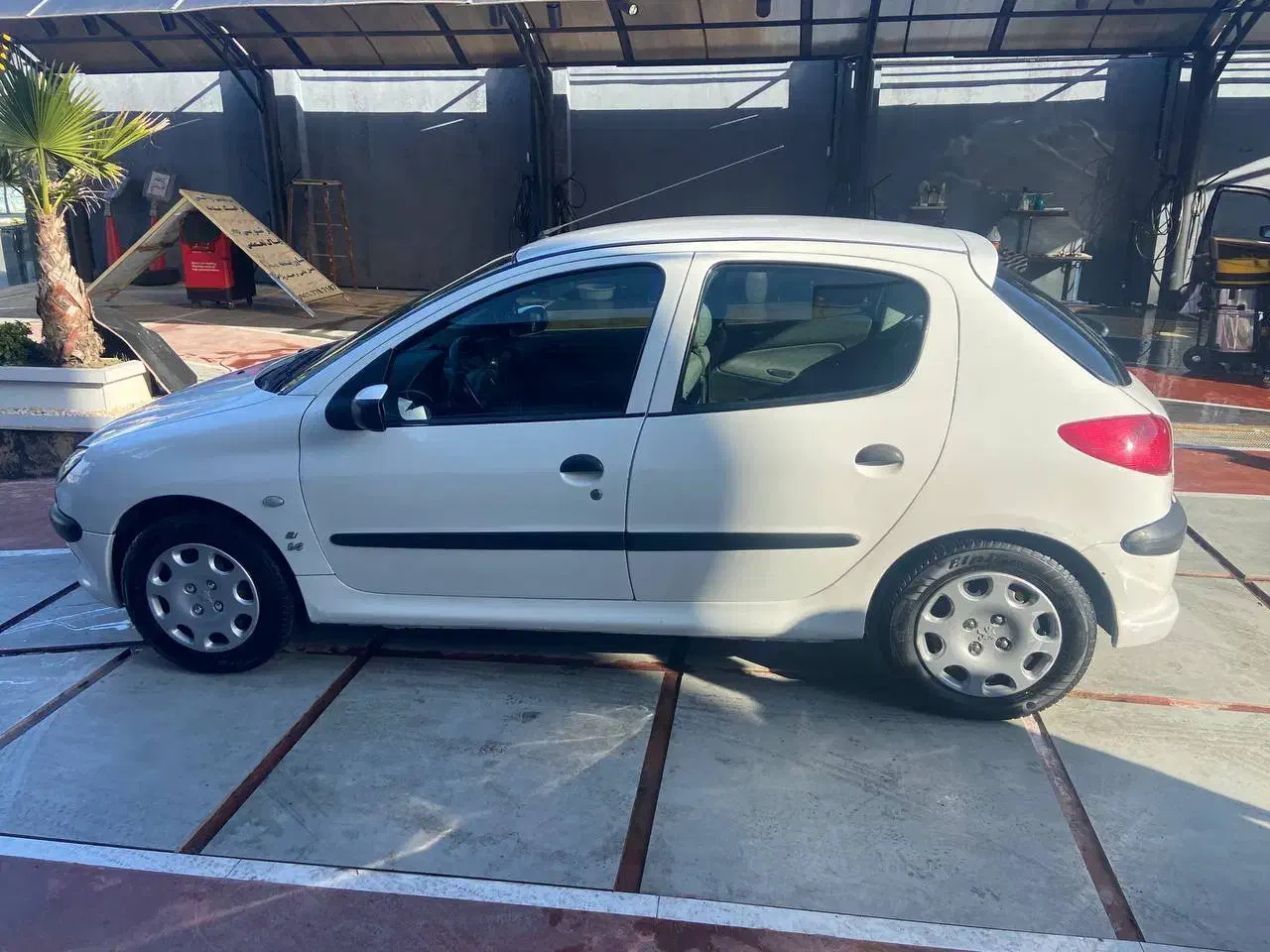 فروشی|خودرو سواری و وانت|نوشهر, |دیوار