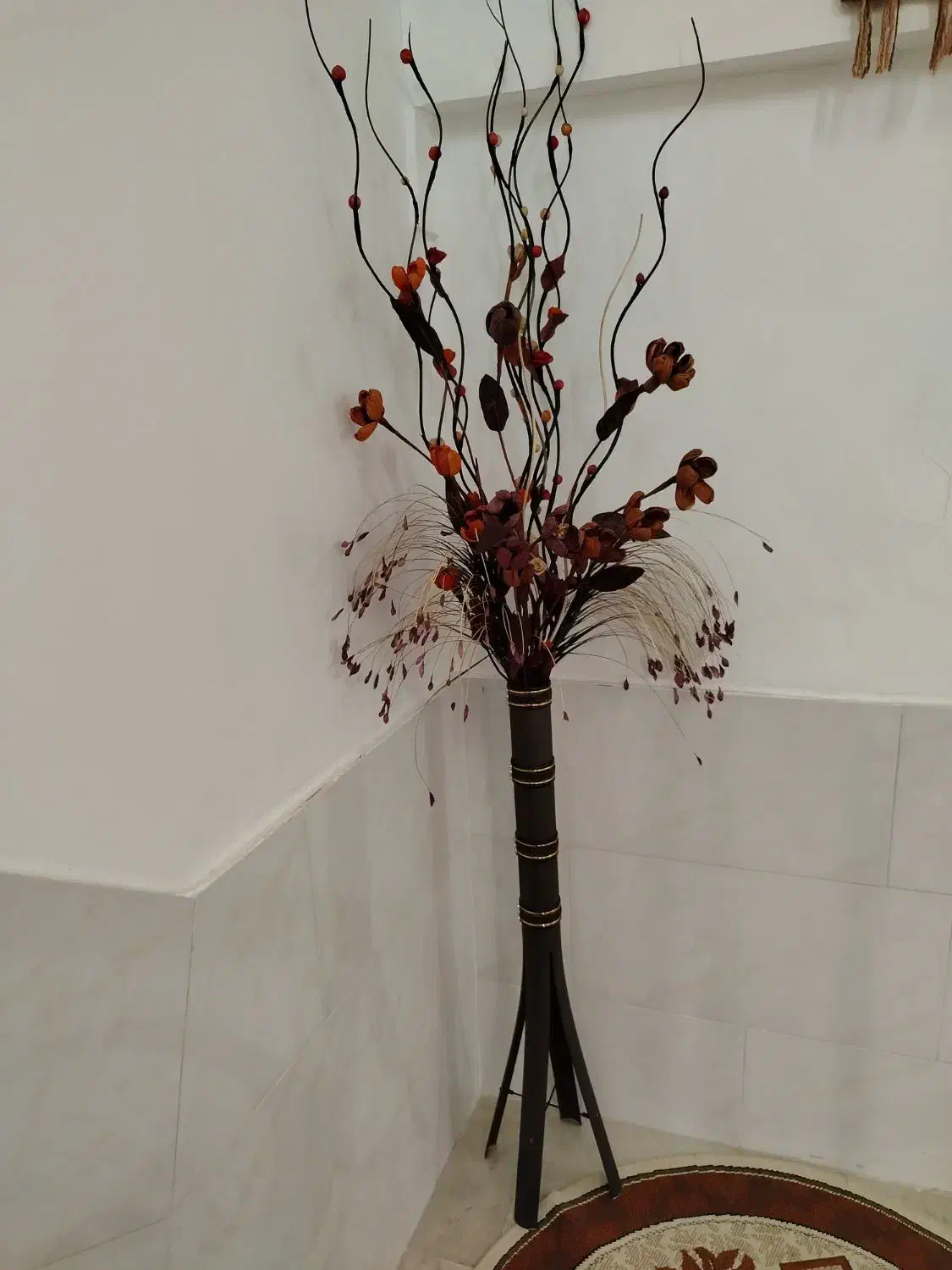 دوتا گل مصنوعی|گل مصنوعی|خمین, |دیوار